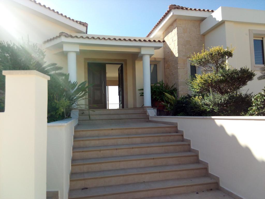 Dionysos Villa Peyia Exterior photo