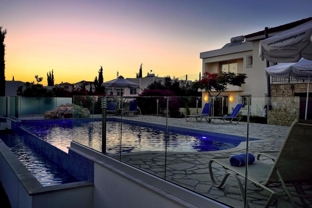 Dionysos Villa Peyia Exterior photo